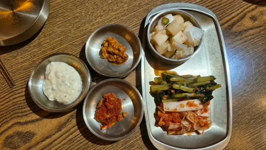 김치와 열무김치, 무피클 기본찬 상차림