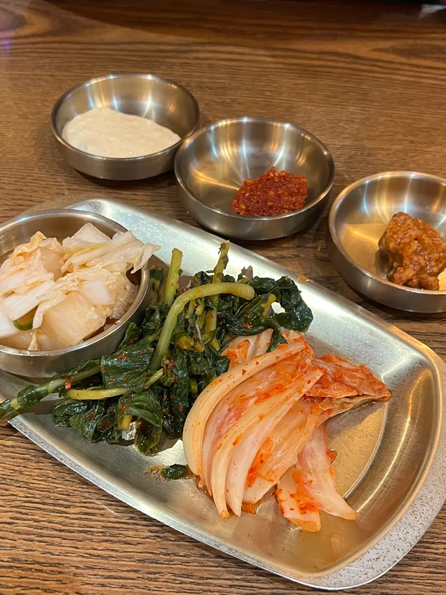 배추김치 열무김치 백김치 밑반찬