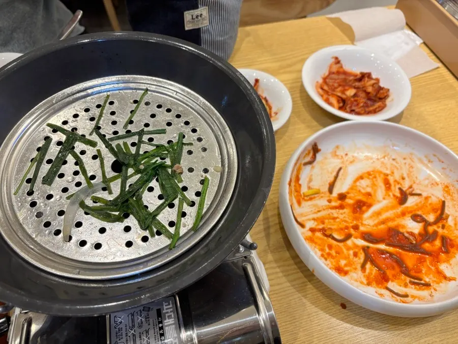 Bossam and makguksu set meal