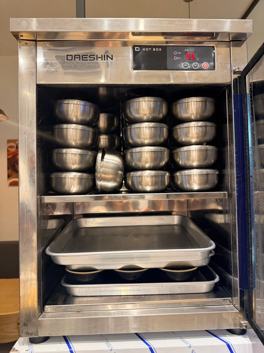 Barley rice and juice corner provided with kalguksu orders