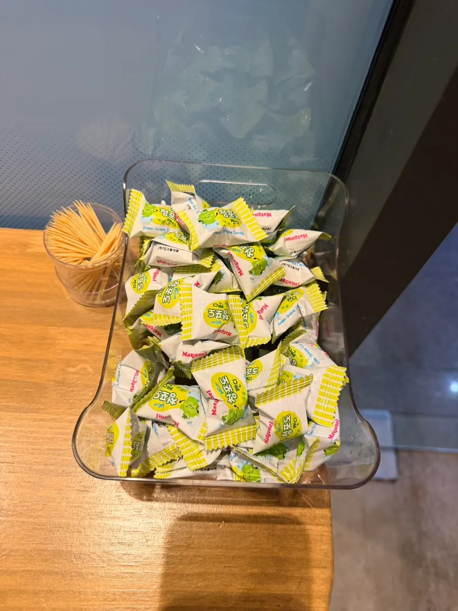 Green grape candy given after the meal