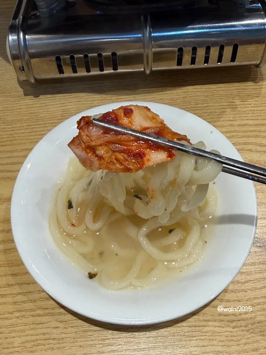 Sindorim Sambaekga handmade kalguksu