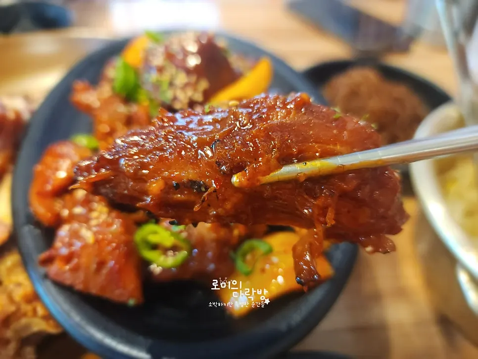 Jokbal with salted shrimp