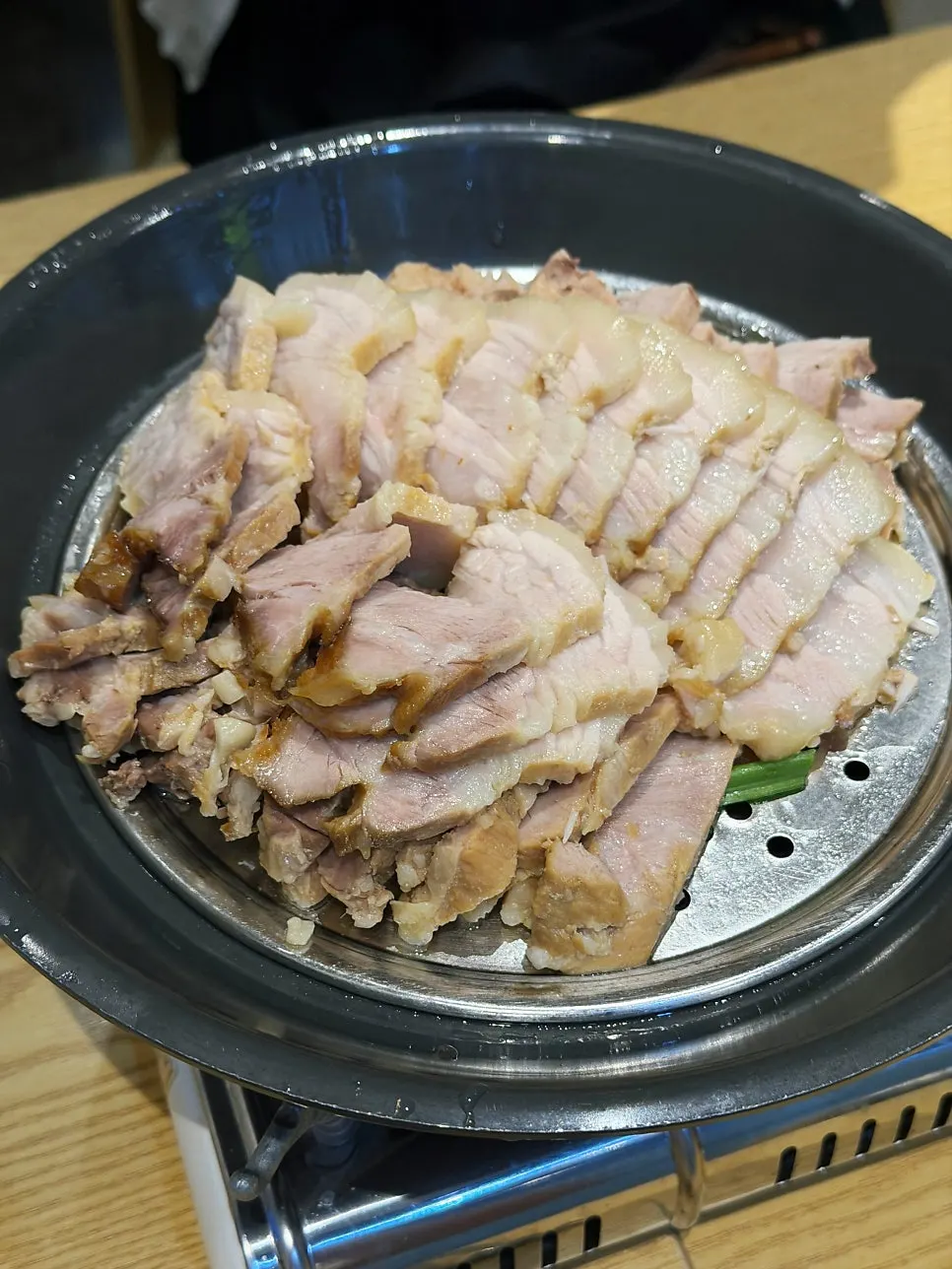 Keseluruhan set samback bossam dan makguksu