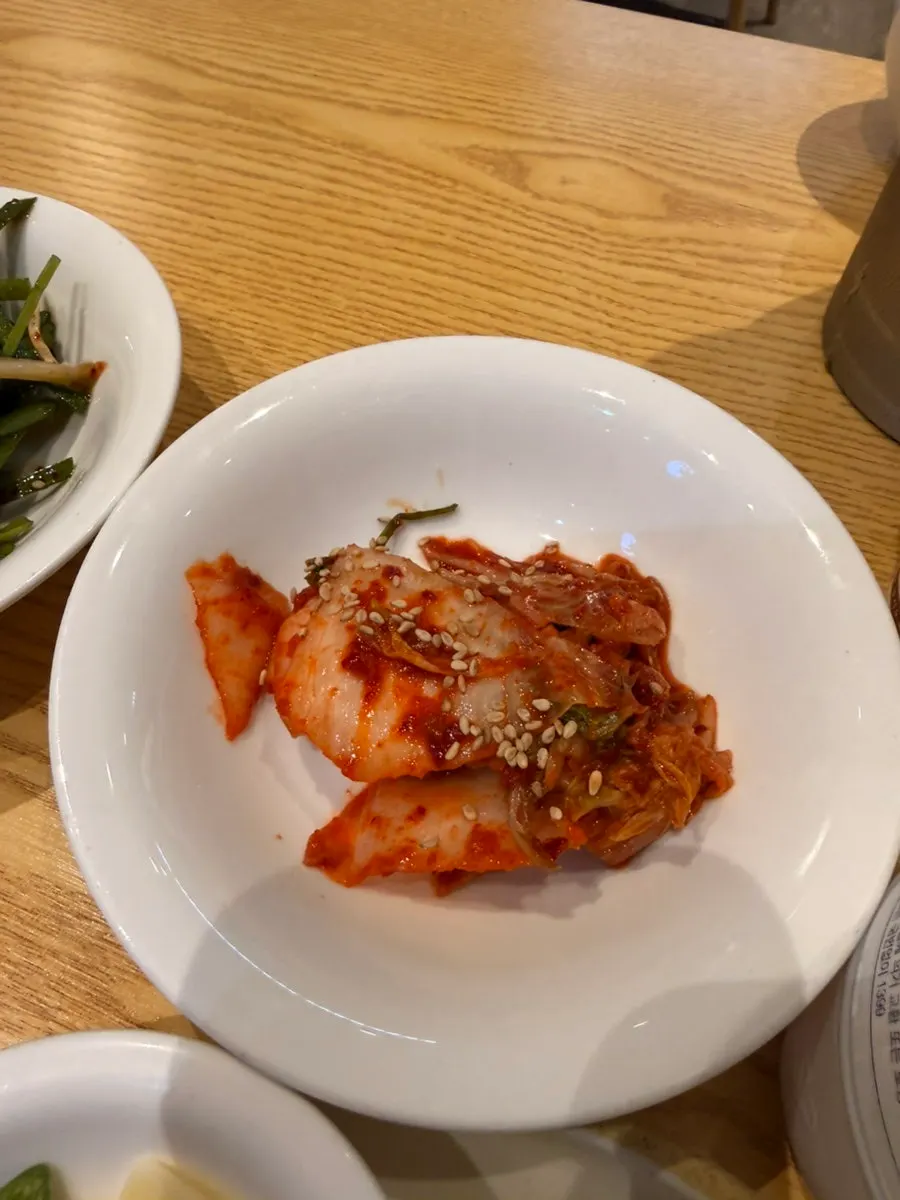 막걸리와 함께 즐기는 냉채족발