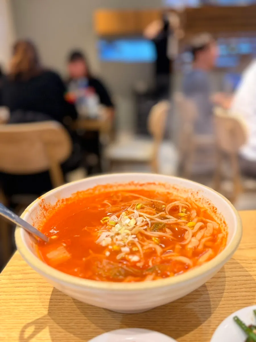 수제 생면 칼국수 면발