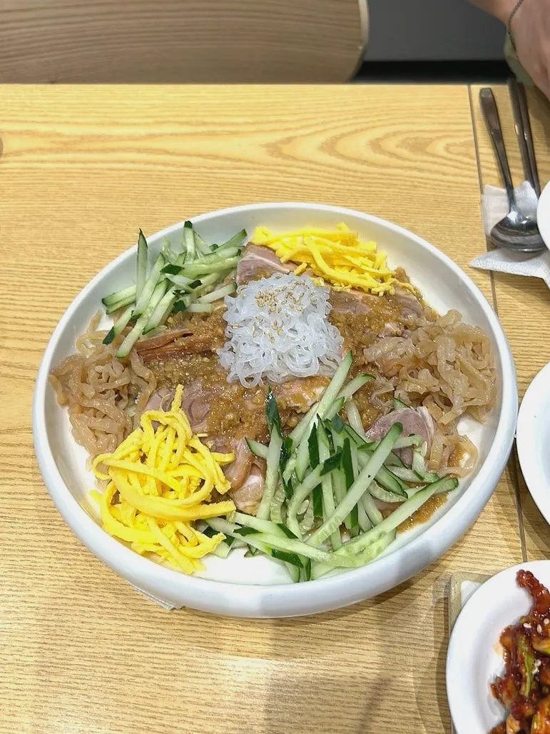 Generous portion of boiled pork in the bossam set