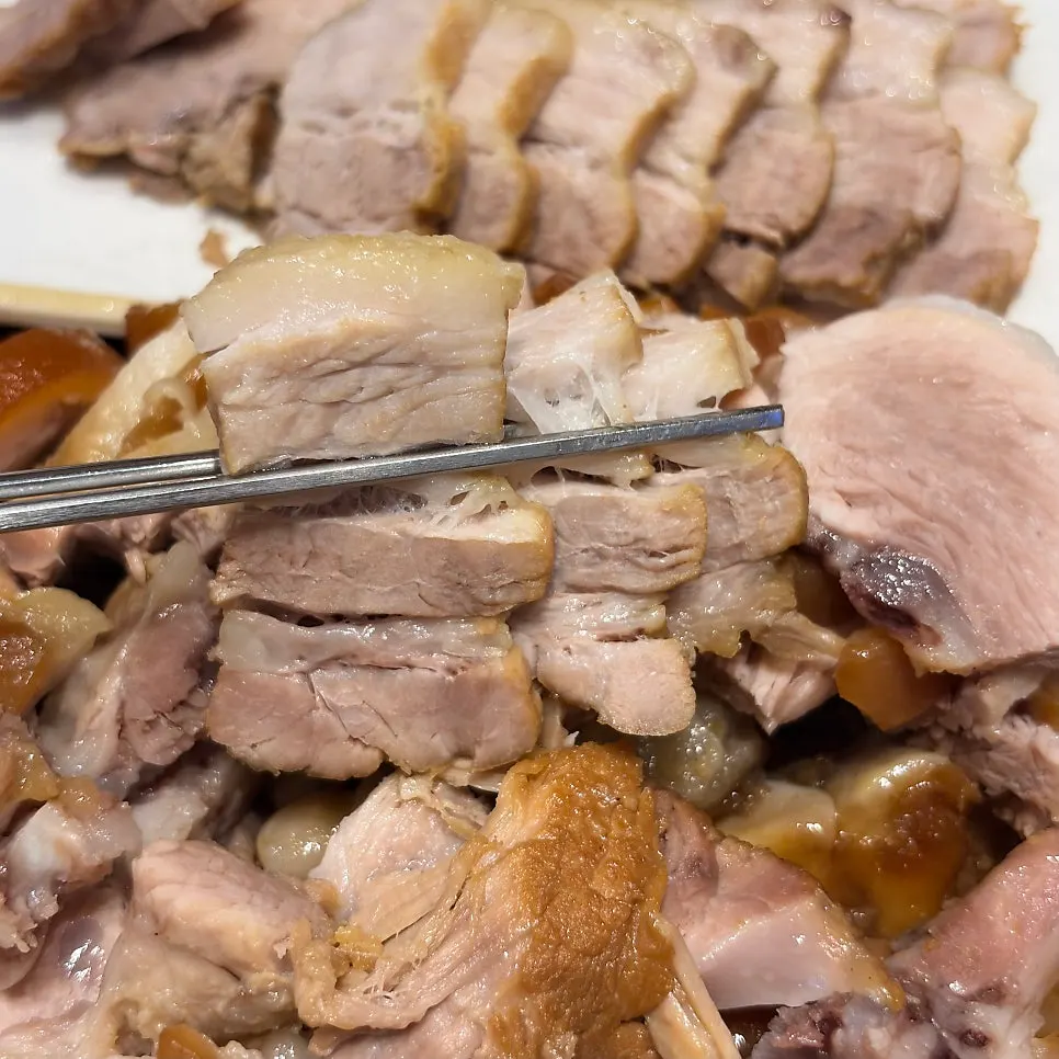 Bossam boiled pork made with persimmon-fed pork