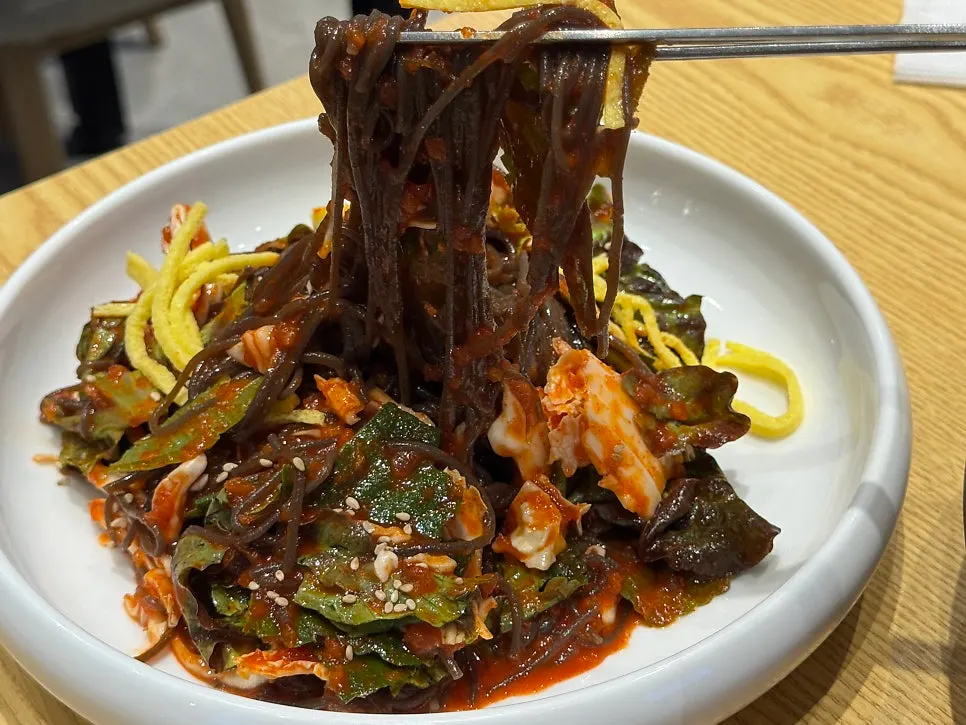 세트로 나온 막국수