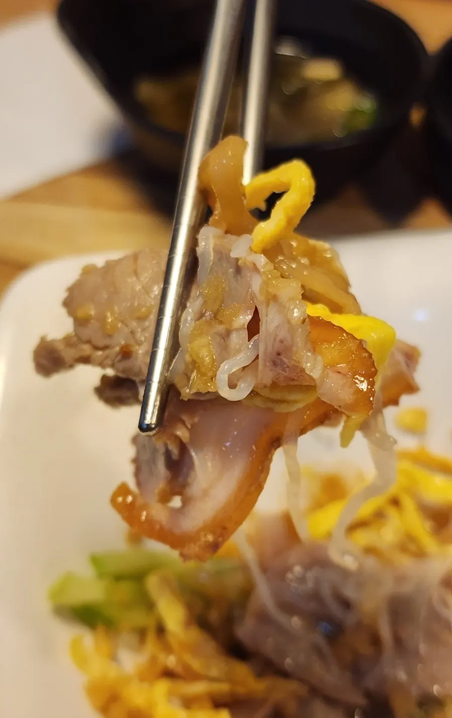 Cold jokbal plate served with mustard sauce