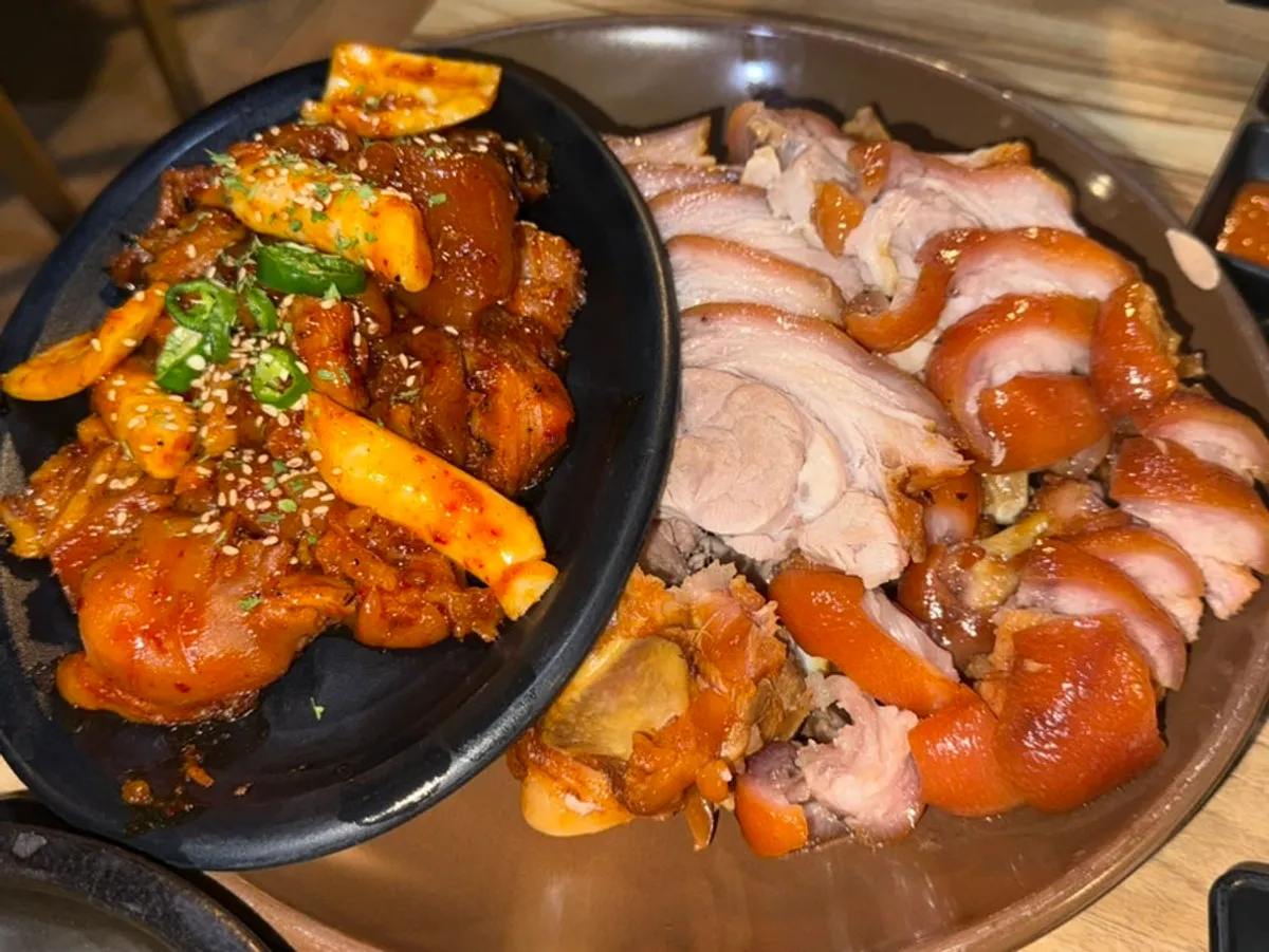 서비스로 나온 배추된장국
