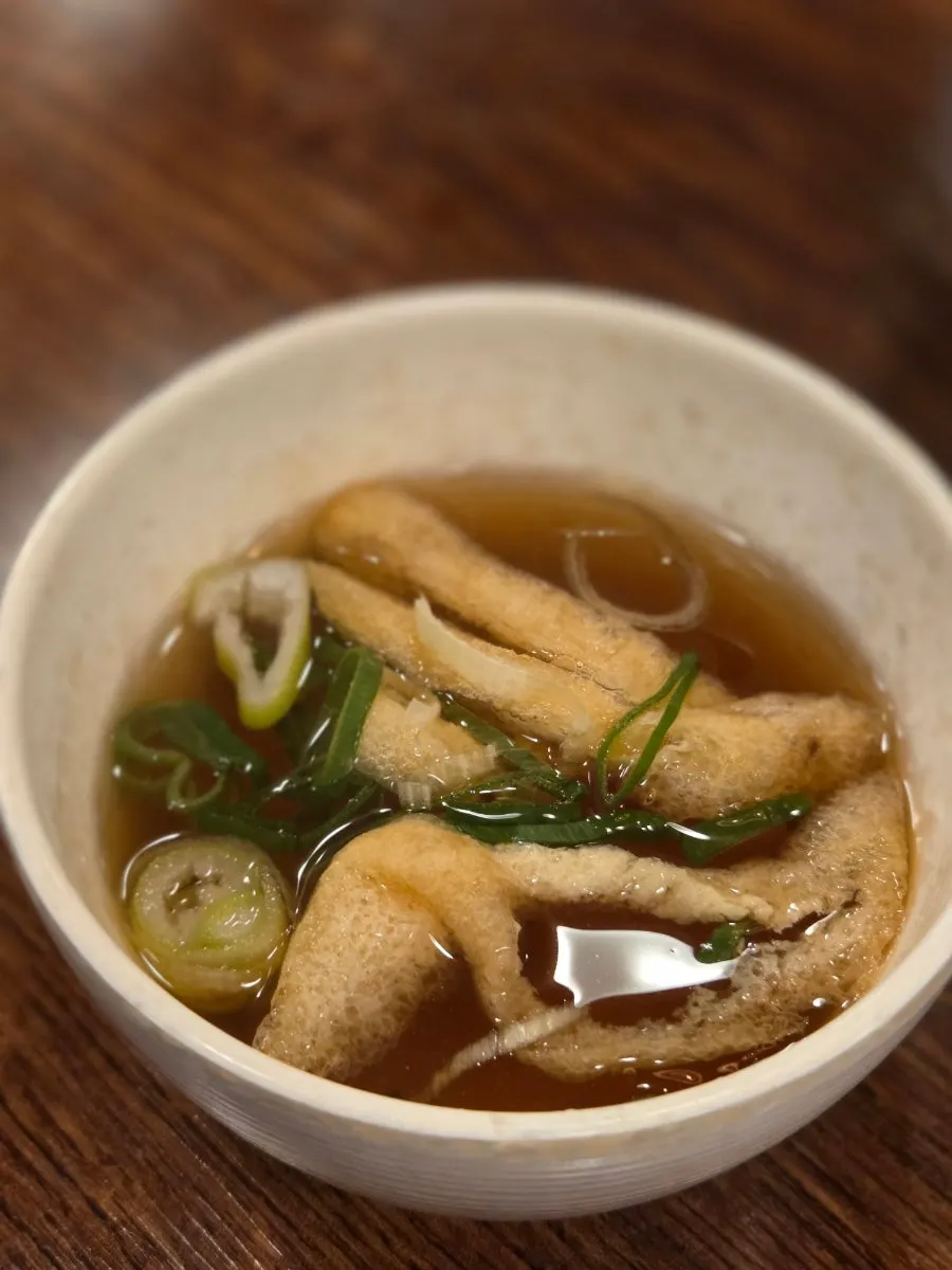 비빔만두 치즈돈까스 제육덮밥 한 상