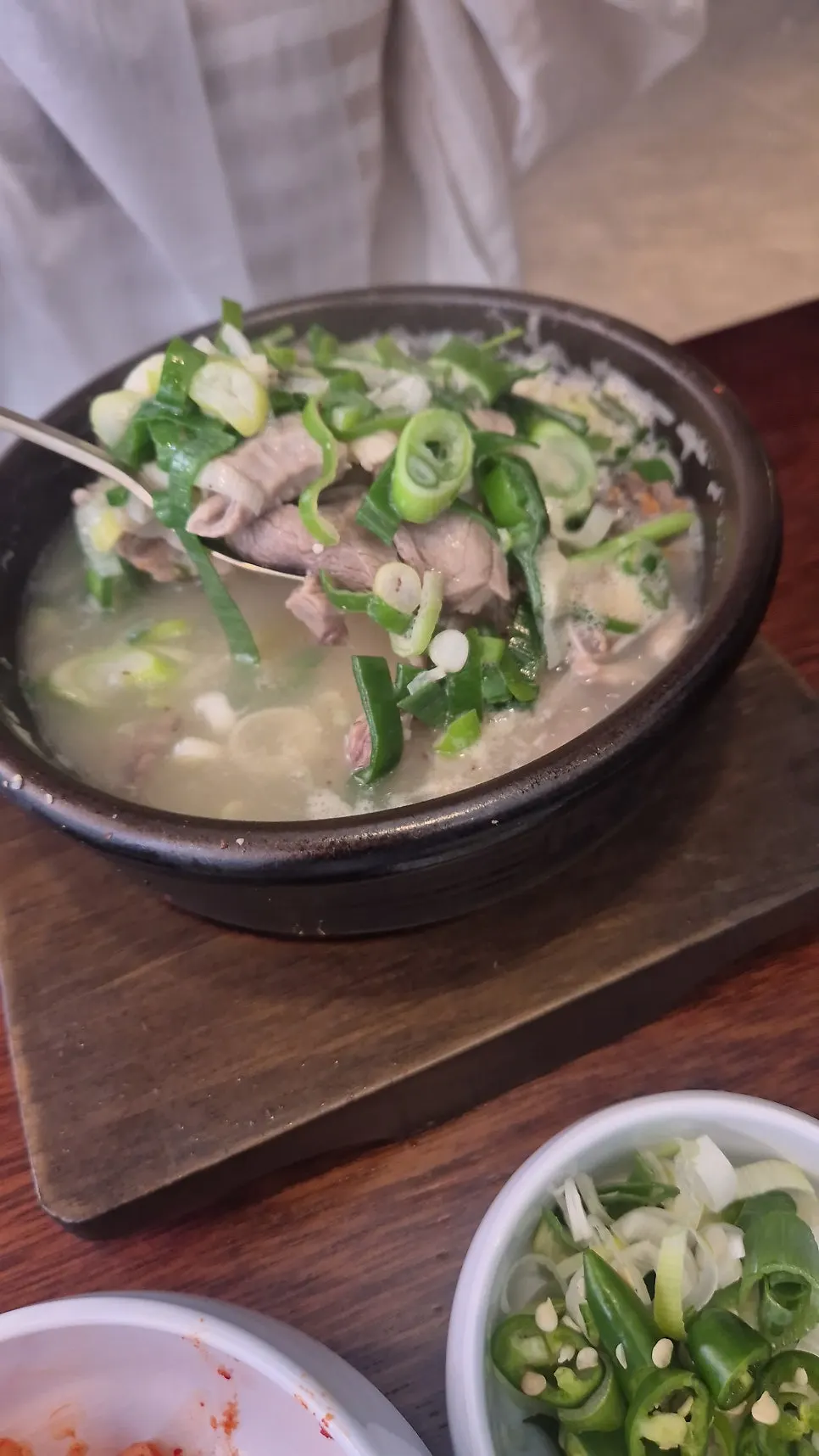 신주옥미 강남점 기본 반찬 상차림