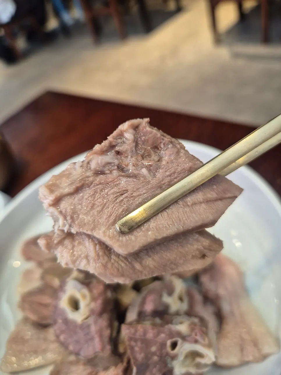 수육과 순대국을 함께 먹는 상차림