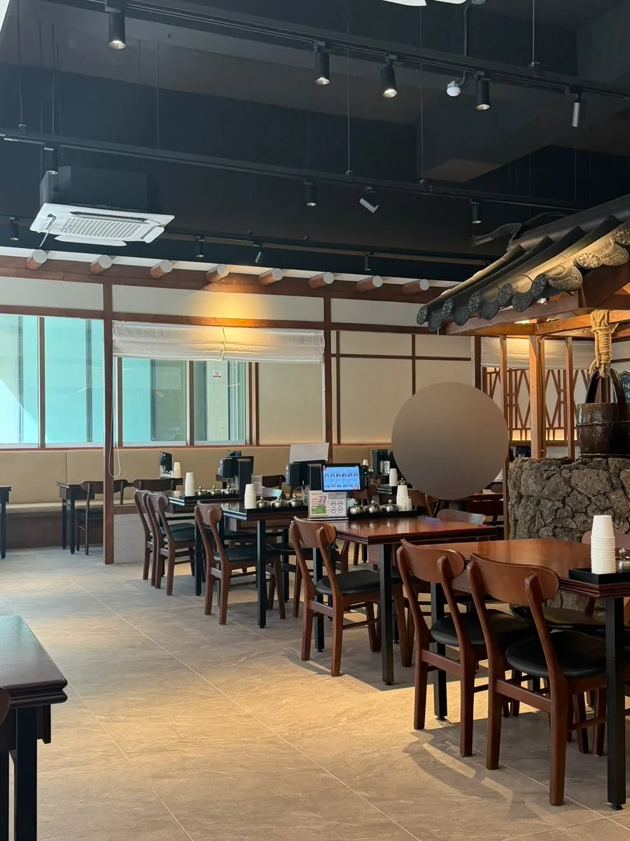 넓은 신주옥미 강남점 홀 전경
