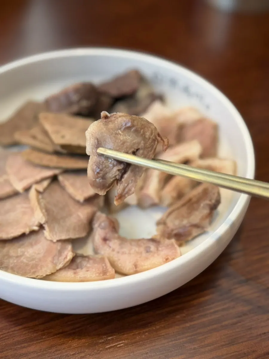 식사를 마친 신주옥미 강남점 테이블
