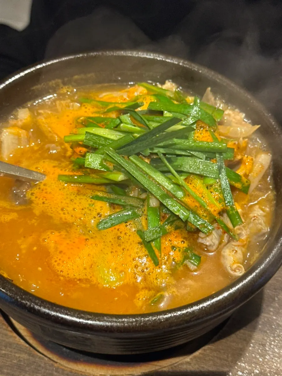 Sundaeguk broth seasoned with salted shrimp