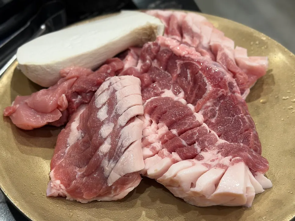 Assorted Jeju black pork platter, 600g