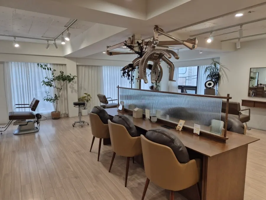Comfortable salon space