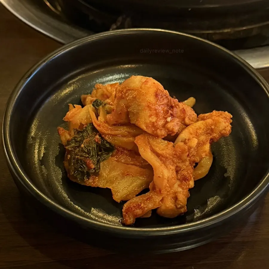 Sweet potato stir-fried together with the dakgalbi