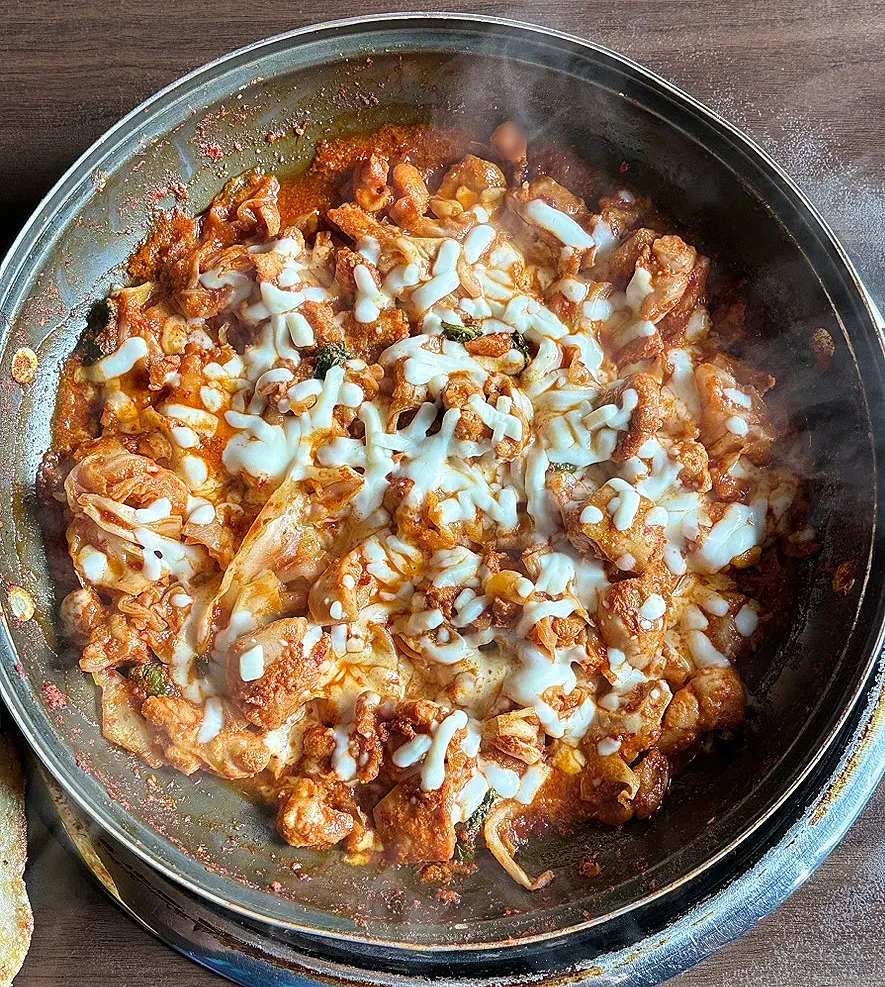 Cheese dakgalbi on the grill