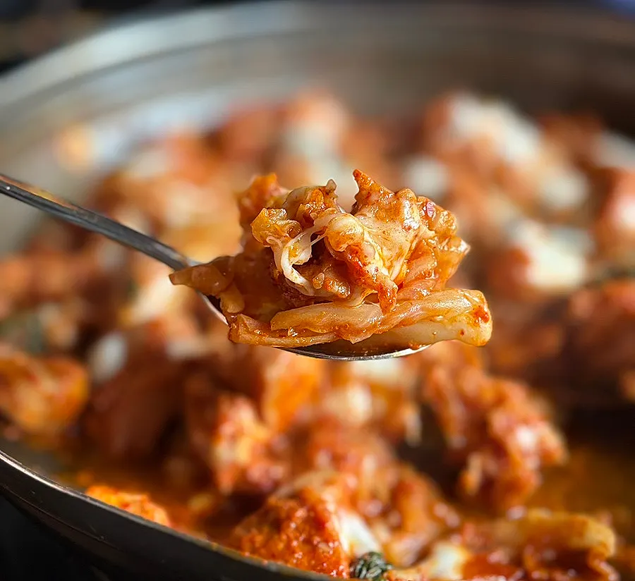 Dakgalbi and cheese on the grill