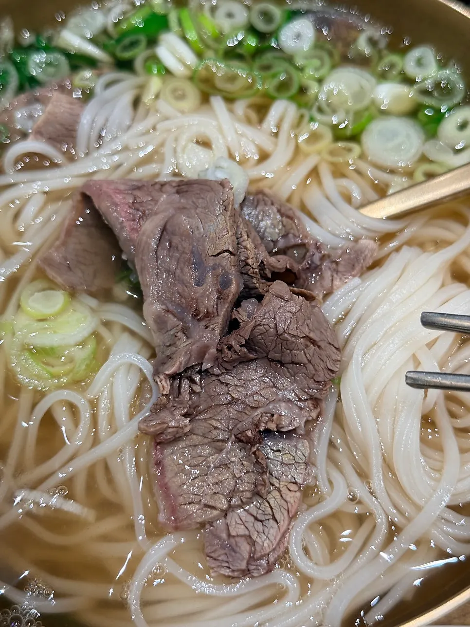 따뜻한 곰탕 식사