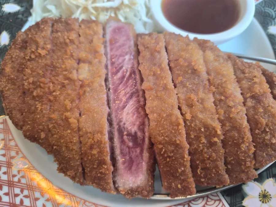 Gyukatsu, steki, and fried dishes