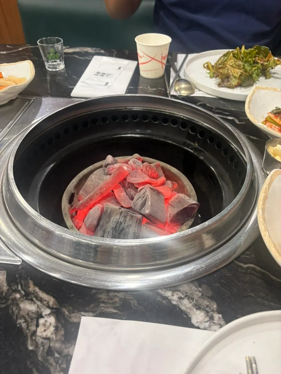Nurungji soybean paste stew and Hamheung bibim naengmyeon