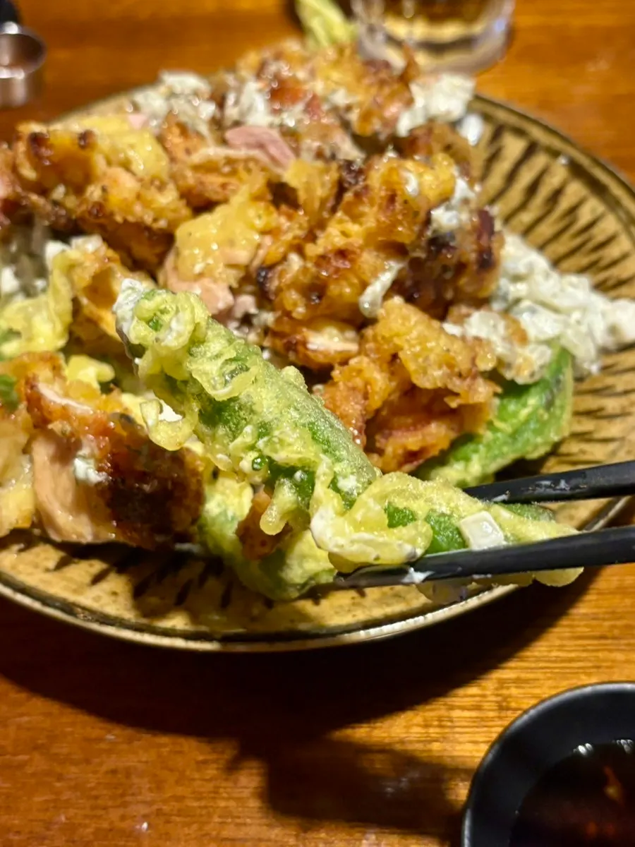 Cross-section of bite-sized chicken nanban