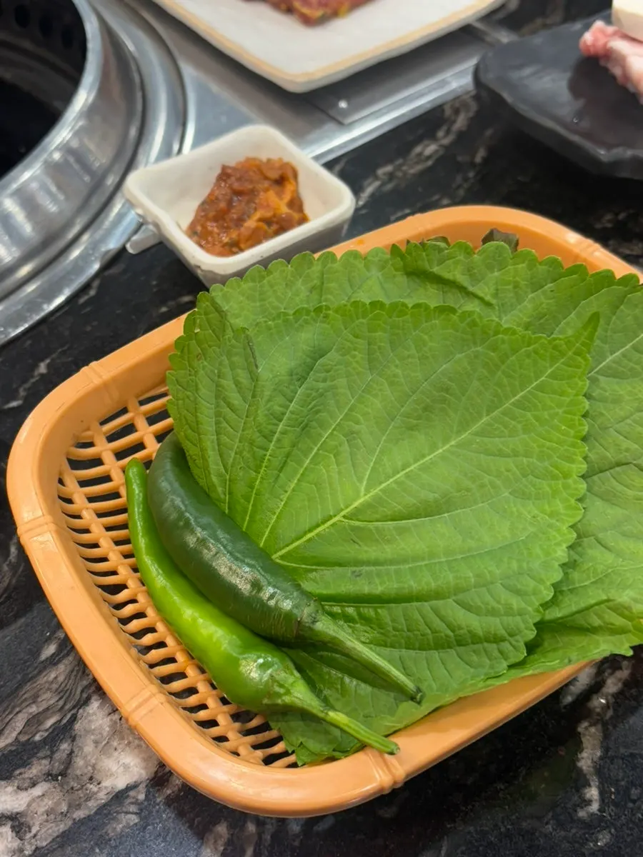 흑돼지 정식 기본 상차림