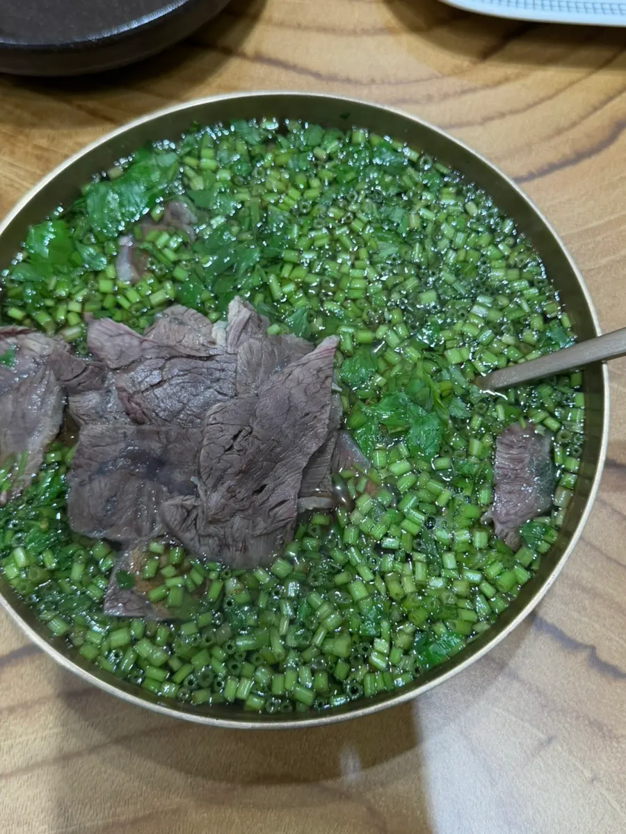 Beef in the extra-large minari gomtang
