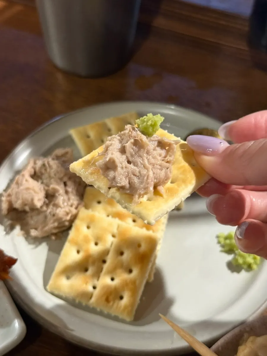 Complimentary tuna mayo and crackers starter snack