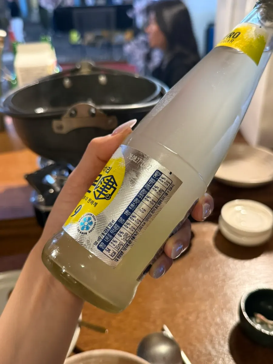 Calorie information on the back of the Sunhari Lemon Gin bottle