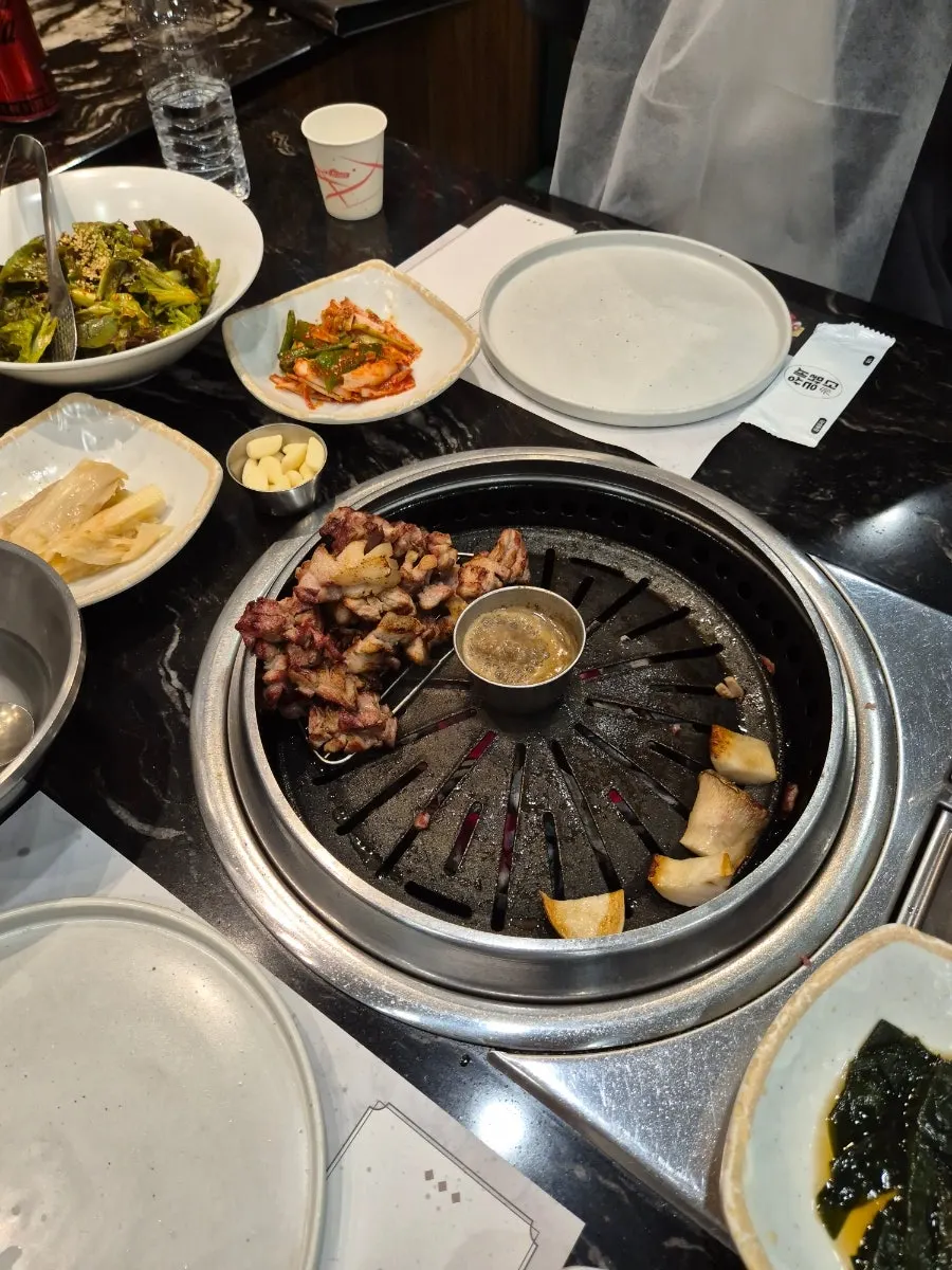 Jeju black pork geungogi fully grilled at once