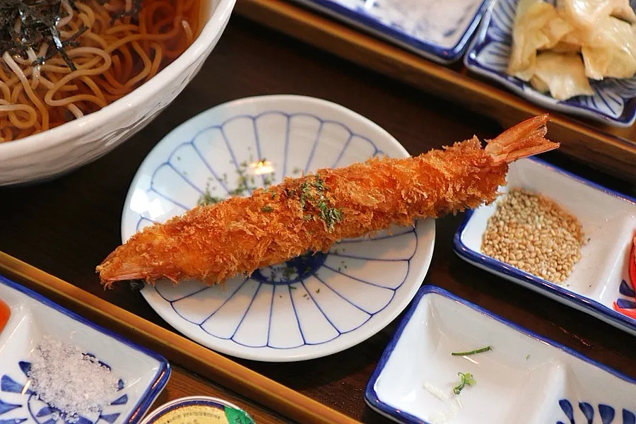 Chilled buckwheat cold soba
