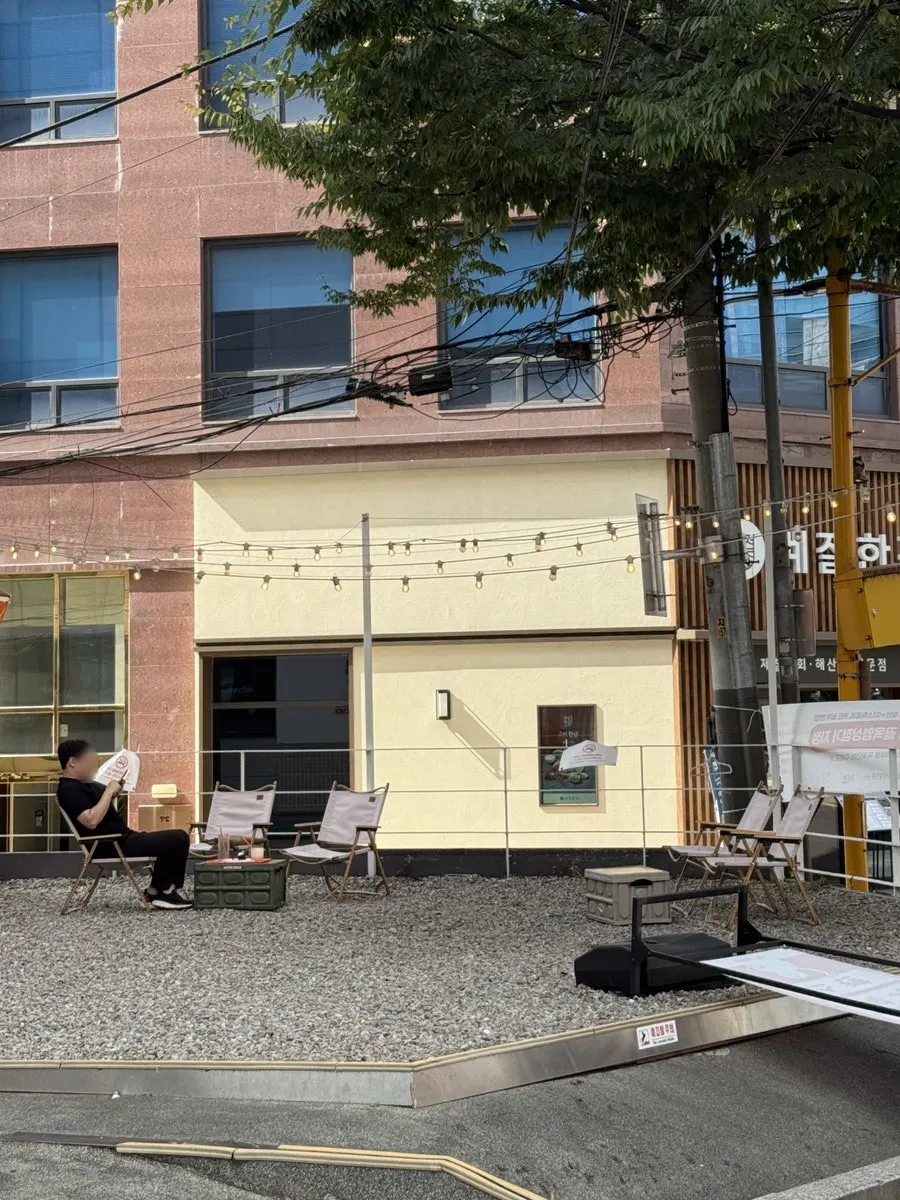 新論峴Selecto Coffee店舗の全景