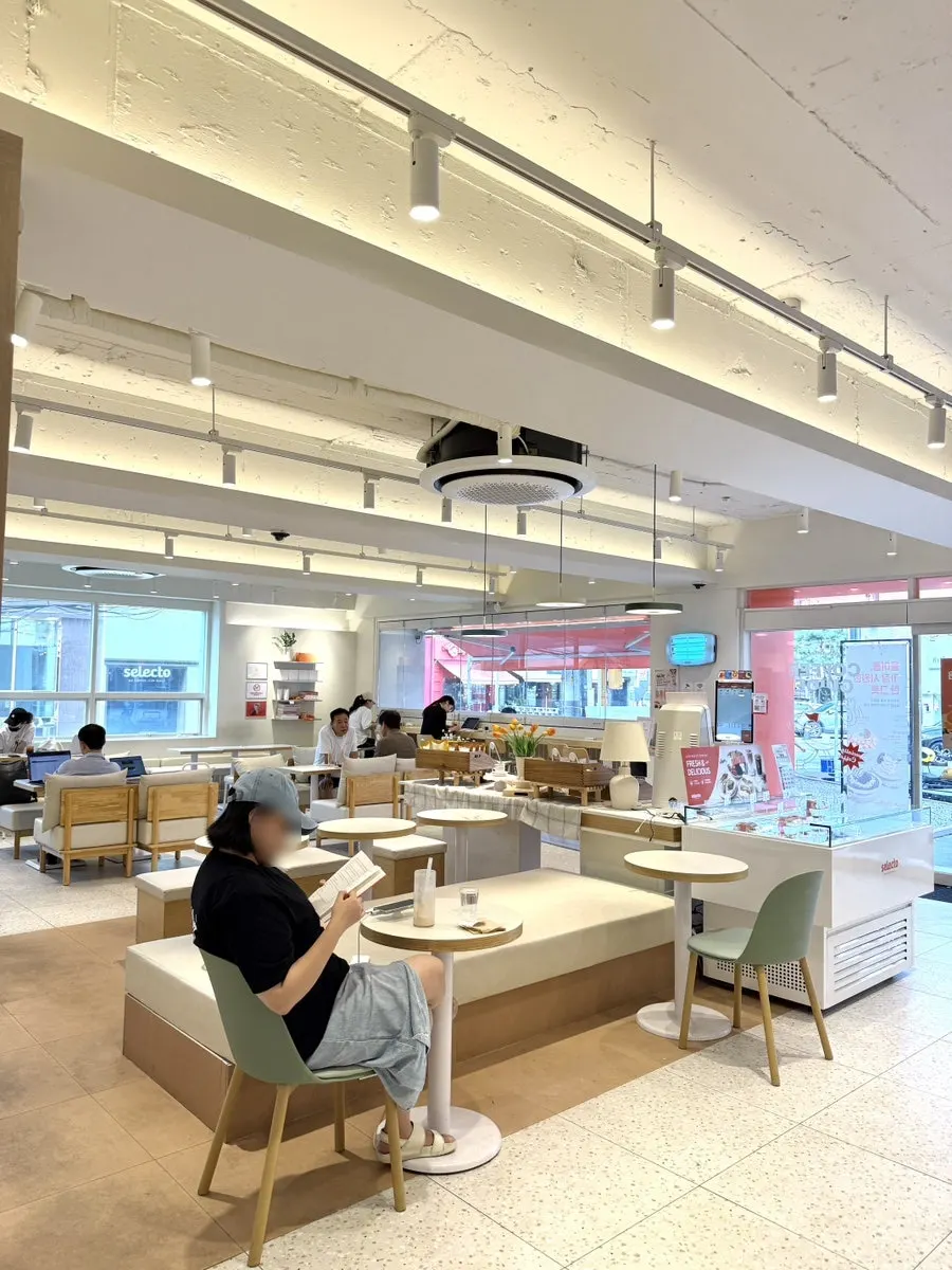 カフェの印刷・スキャン利用スペース