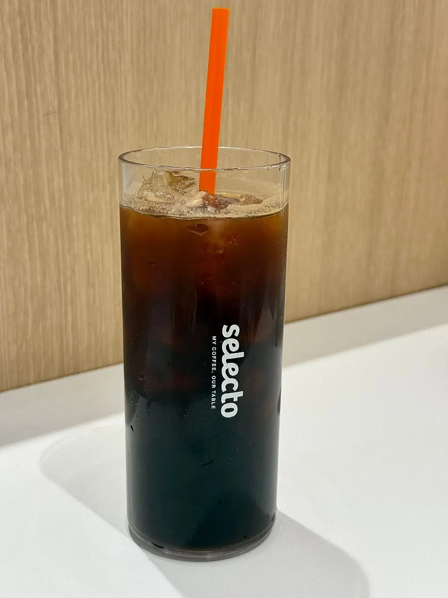 주문한 음료와 샌드위치