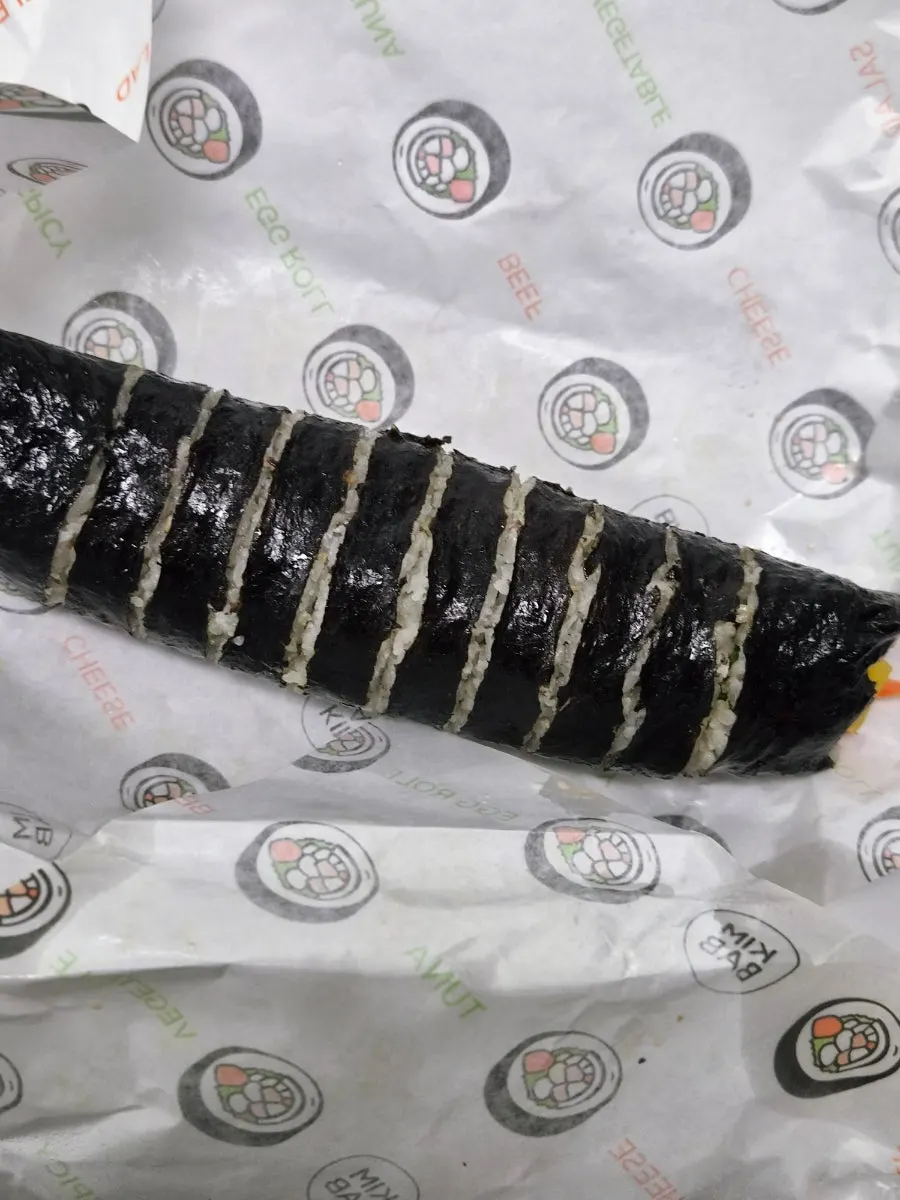 떡볶이와 번갈아 먹은 담백한 참치김밥