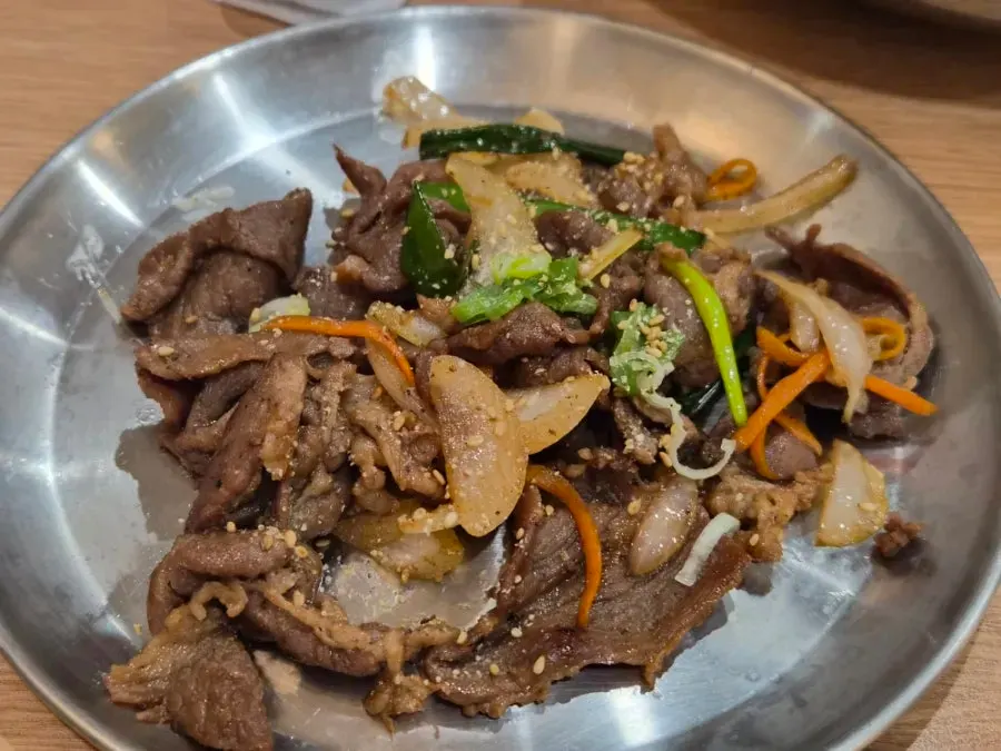 Soy bulgogi included in the set