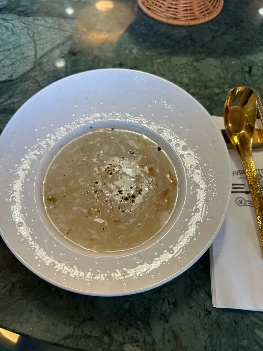 Sokcho snow crab soup, the first course dish
