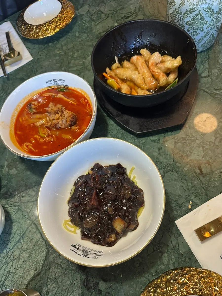 A bowl of Samsin's meat jjamppong