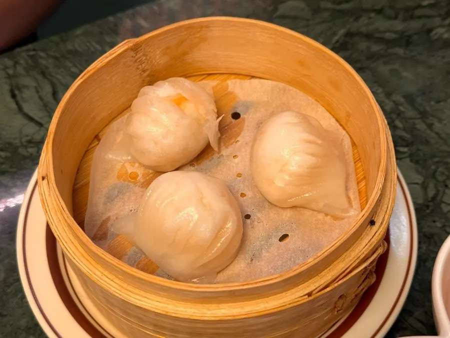 Dim sum and soup ordered à la carte