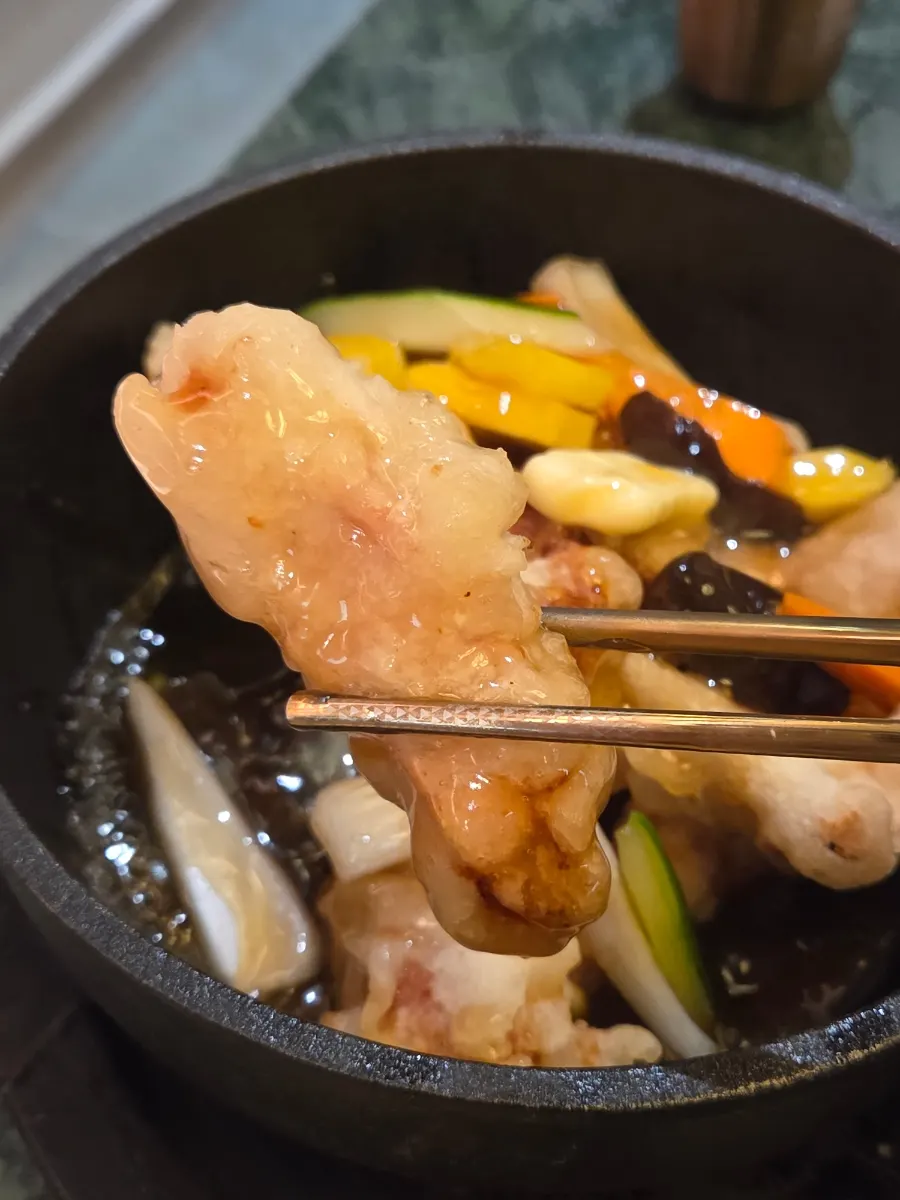 Tangsuyuk with butter and vegetables