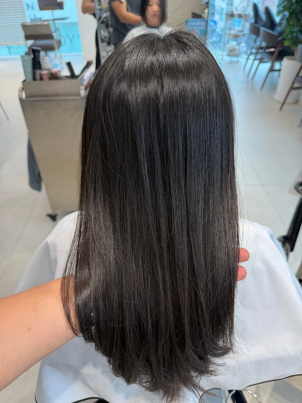 Hair ends looking tidy after the clinic