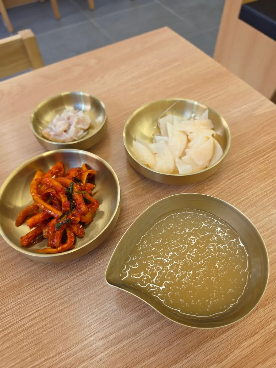 A plate of whole pork belly suyuk ordered as a side