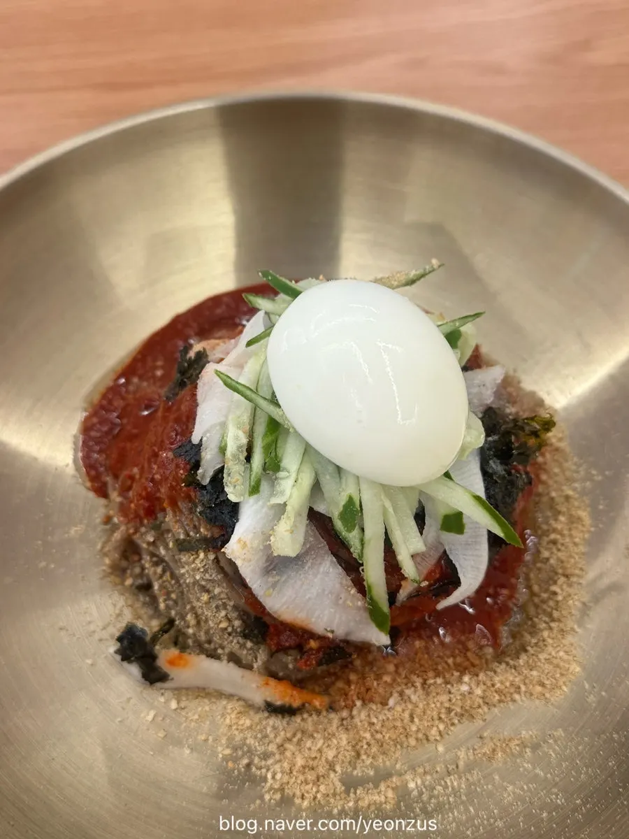Sesame oil bibim makguksu mixed without broth