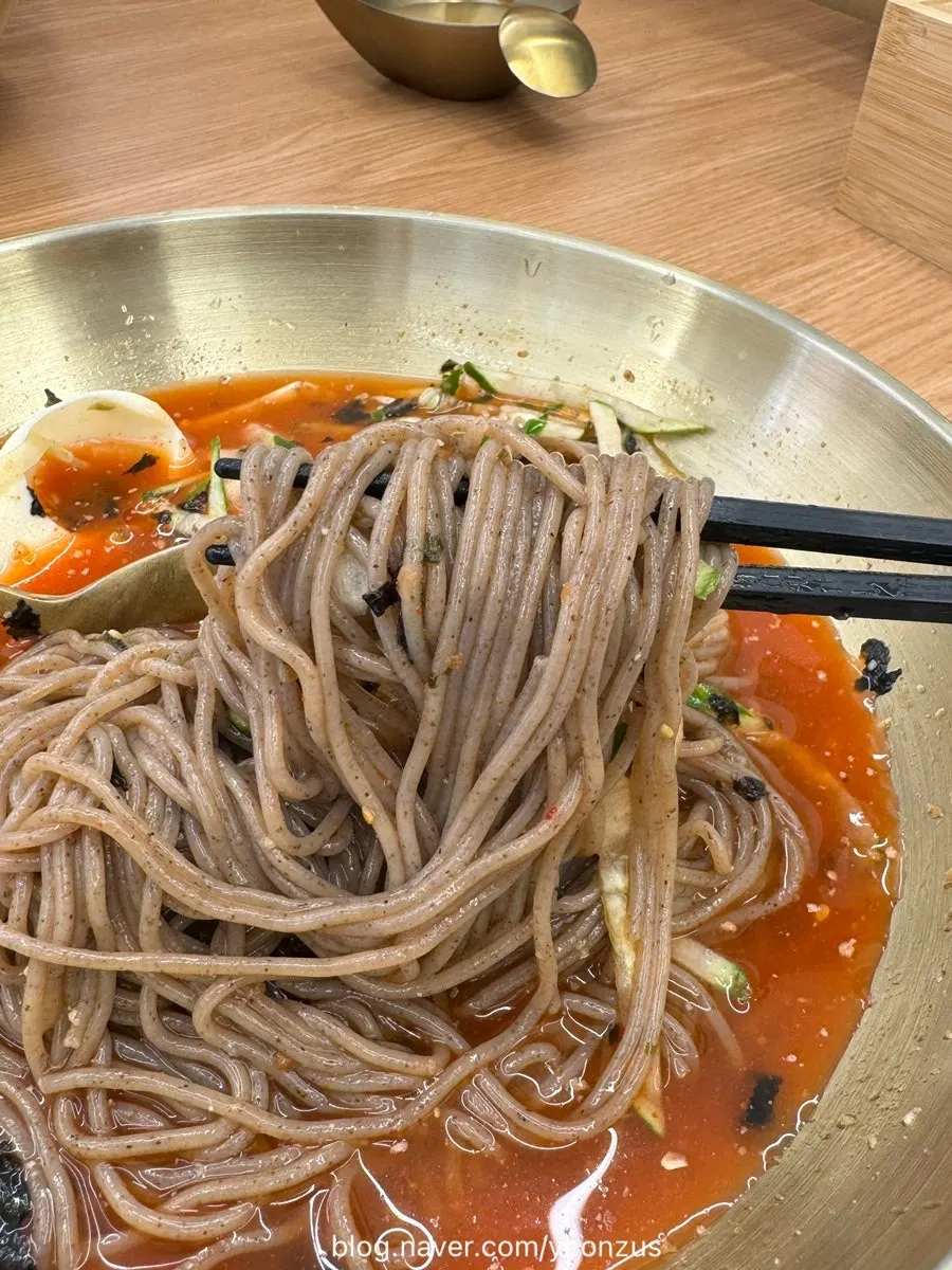 The spicy mul makguksu, ranked #1 in reorders