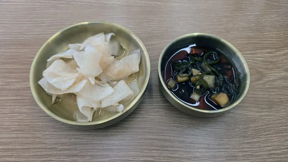 Basic side dish of pickled radish and soy sauce